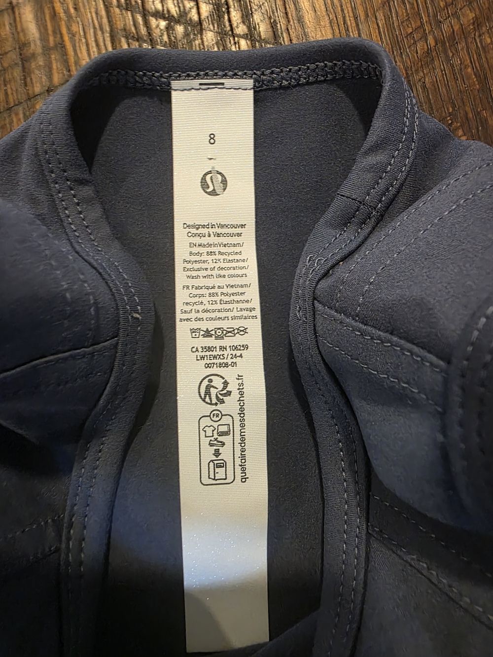 lululemon athletica Men's Lightweight Navy Shirt Jacket
